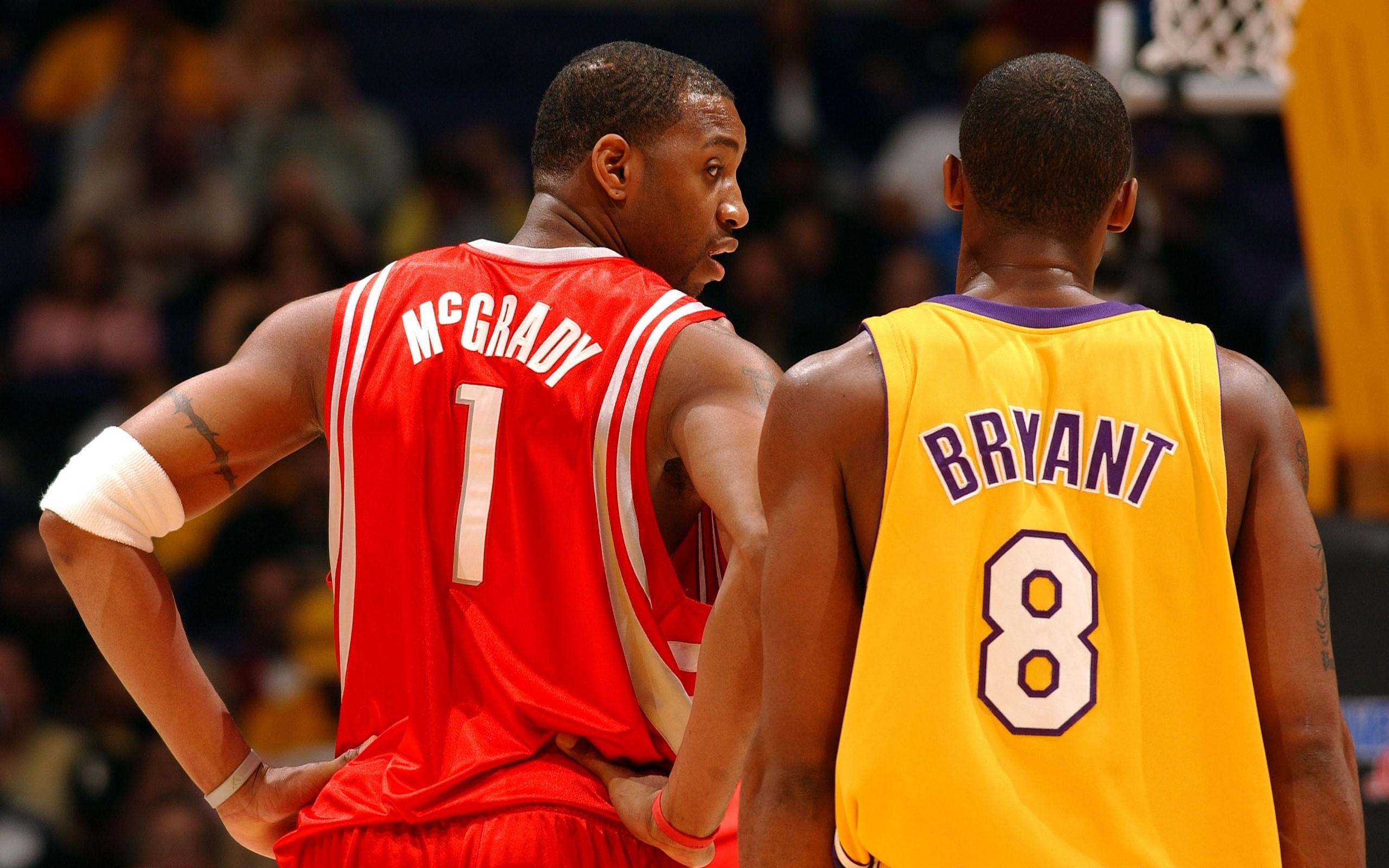 布乌卡：因舒梅切尔穿走我1号而大怒，我要求换成7或10号（布乌卡因舒梅切尔抢走1号大怒：请求改穿7号或10号）