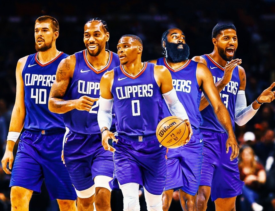 马德兴怒喷女足：主管领导给个解释，主帅不下课亚洲杯必惨败（马德兴痛批女足：相关领导须给出说明，若主帅留任亚洲杯恐惨败）