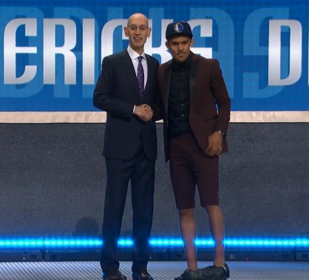 篮球中的节奏变化艺术（篮球节奏掌控之道）