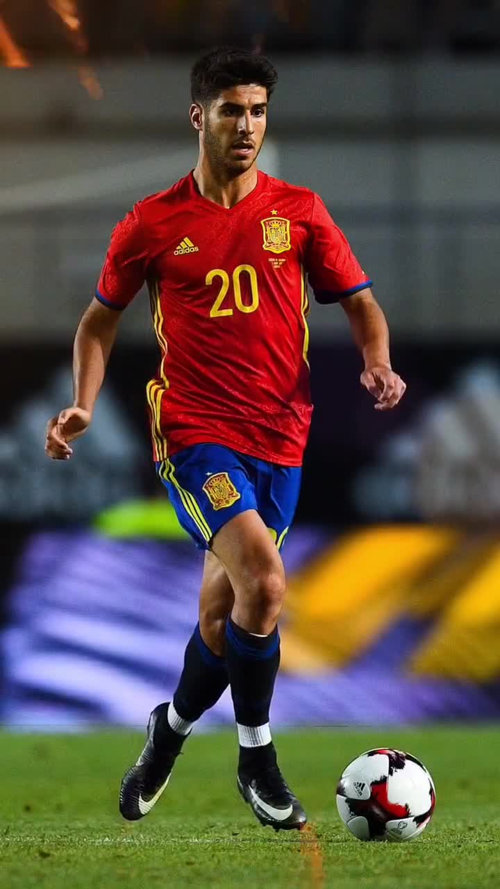 布冯：挪威是顶级强队，他们会在世界杯上大有作为（布冯盛赞挪威：顶级强队，世界杯有望大放异彩）