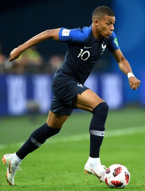 记者：迈阿密支付1700万美元买断德保罗，他占用指定球员名额（德保罗被迈阿密以1700万美元买断，将占据球队指定球员名额）