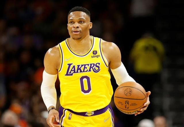 中甲半场：阿卜杜瓦哈普破门，陕西联合2-0广西平果（半场战报：阿卜杜瓦哈普建功，陕西联合2-0领先广西平果）