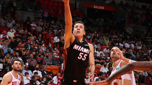 如何看待皇马近况？卡塞米罗：不会为皇马担心，我更担心曼联（卡塞米罗谈皇马现状：不担心皇马，更忧心曼联）