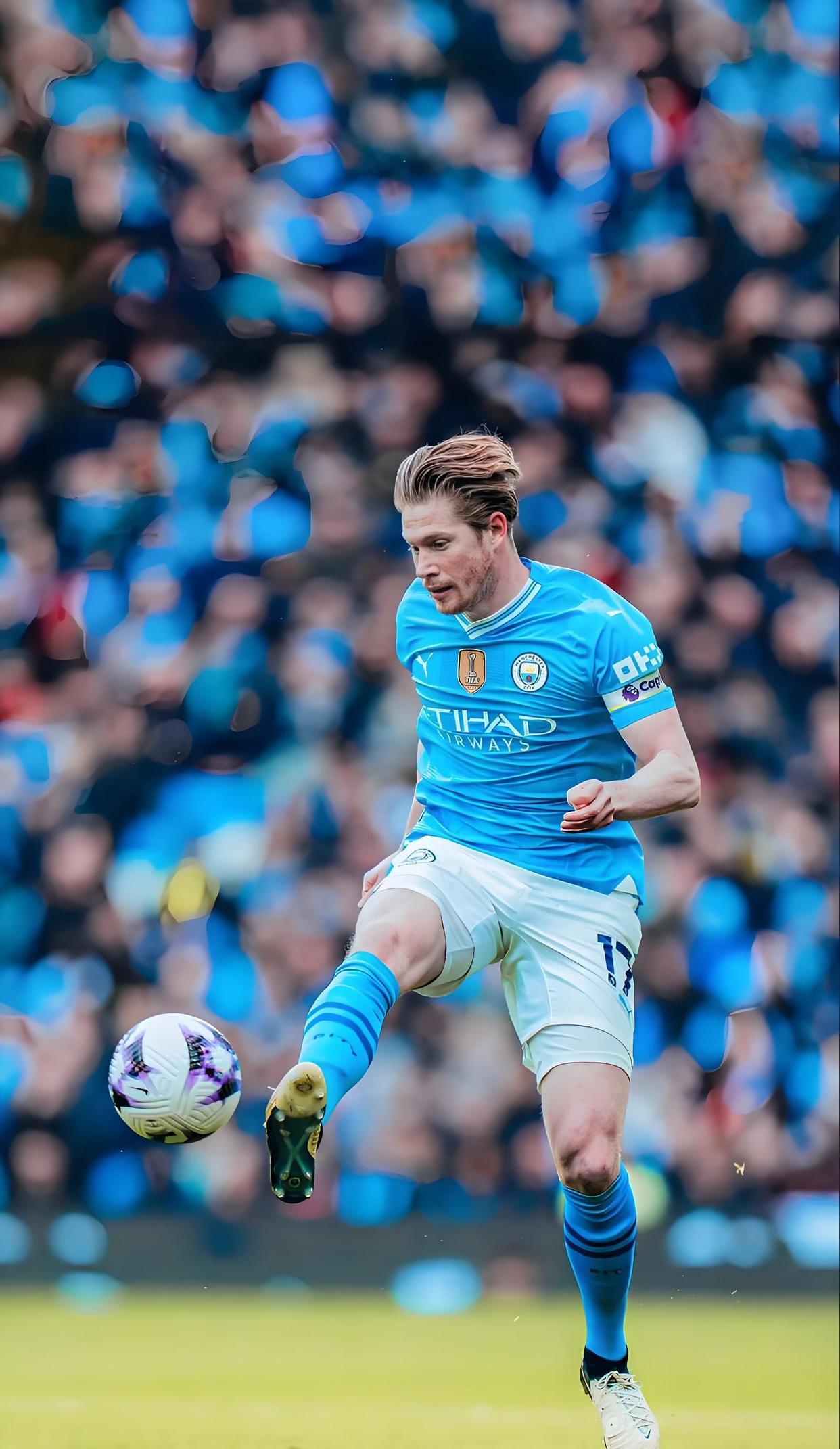 英超战报：曼联客场战胜埃弗顿,（英超：曼联客场击败埃弗顿）