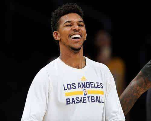 德天空：利物浦正在认真运作冬窗签塞门约，解约金7000万欧元（据德天空报道，利物浦正全力推进冬窗引进塞门约，解约金约7000万欧元）